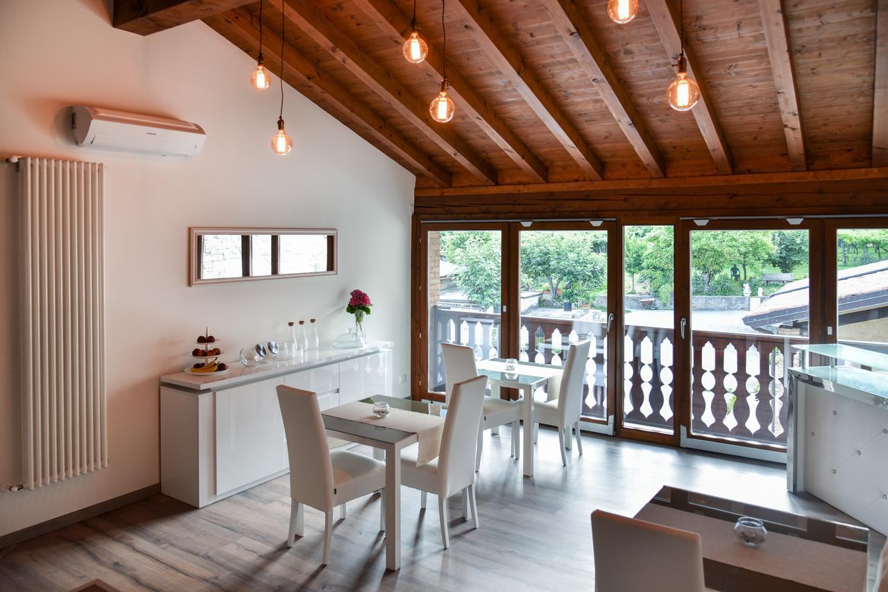 La Terrazza Sulle Vigne Bed & Breakfast